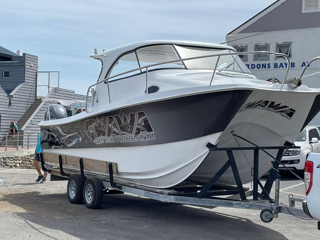 RapidCat Full Cabin boat on water